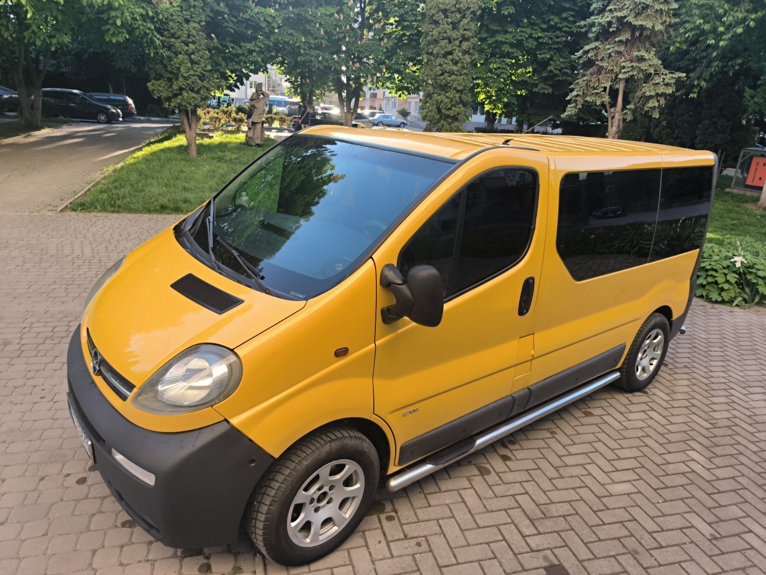Opel Vivaro, 1.9 супер стан