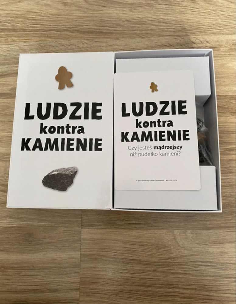 gra ludzie kontra kamienie