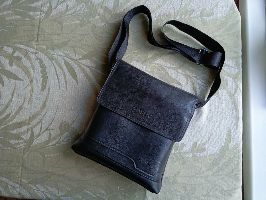 Продам мужскую сумку-барсетку