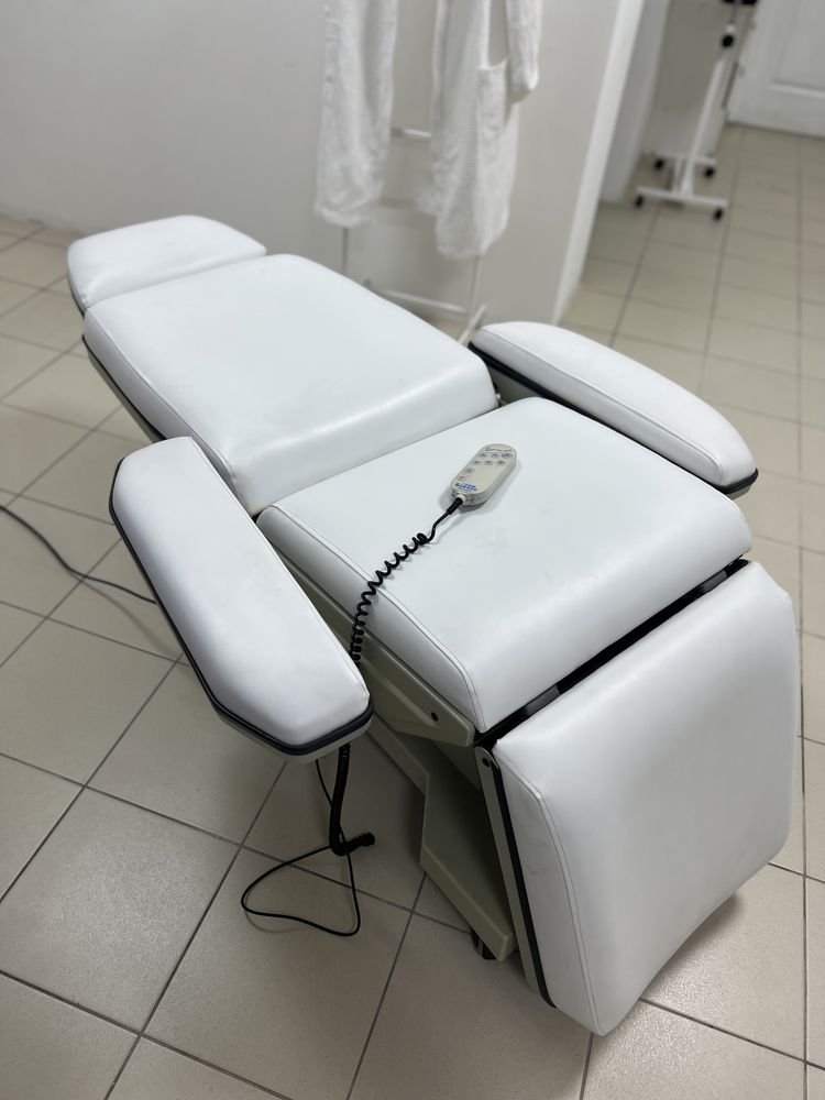 Косметологическая кушетка bionic triflex 5 для косметологии мед
