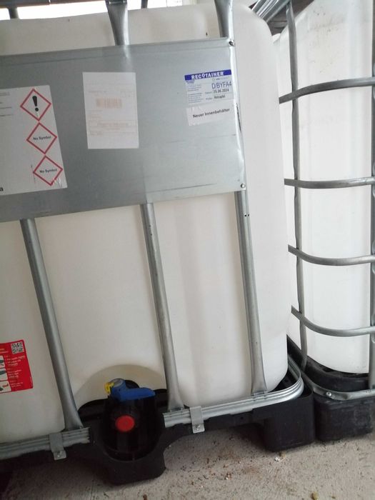 Sprzedam zbiornik MAUZER 1000 L