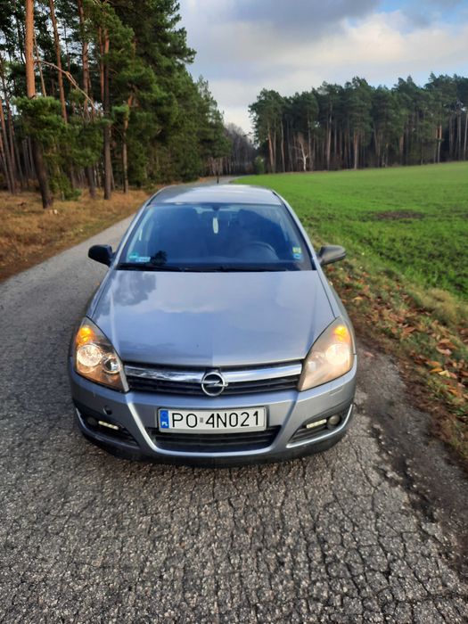 Opel Astra H Kombi 1.6 16v 2005r 250tys.km/klima/elektryka/