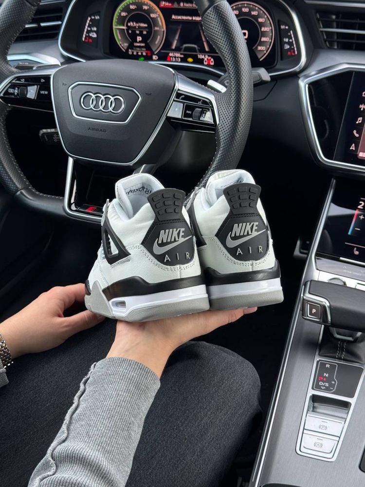 Женские кроссовки найк аир джордан Air Jordan 4 Retro White Black Gray