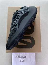 Adidas Yeezy 700 V3 Dark Glow 9,5us 43 1/3eu (27,5cm) nowe ds