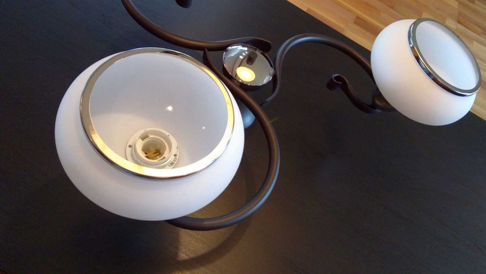 Stylowa lampa sufitowa - żyrandol 3-punktowa