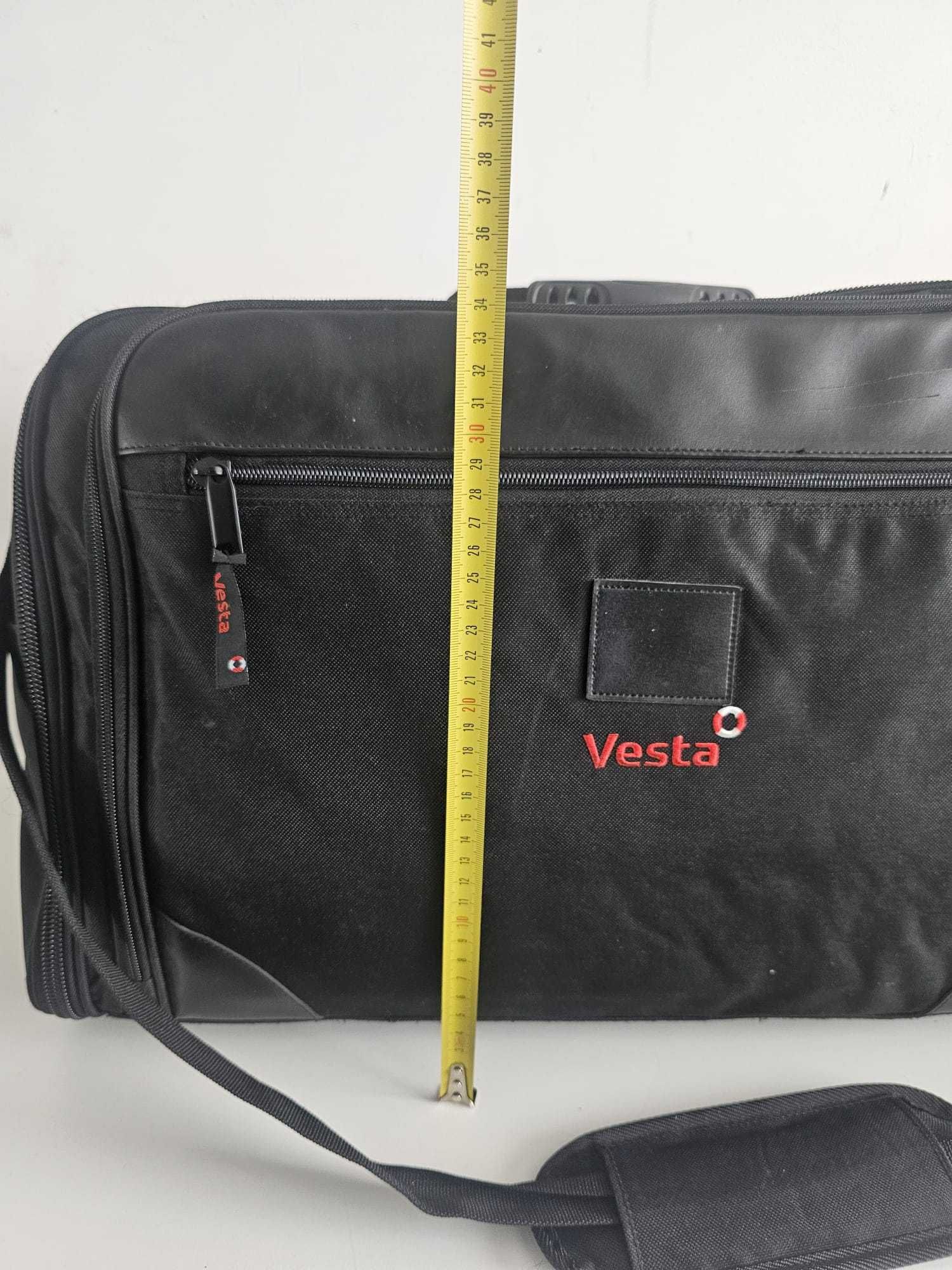 Vesta torba na laptopa