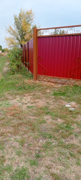 Дніпропетровська обл.Дніпровський р-н с.Сурсько-Михайлівка. Продам