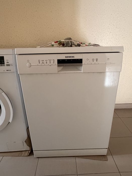 Máquina lavar roupa e máquina louça siemens. (Posso vender separado)