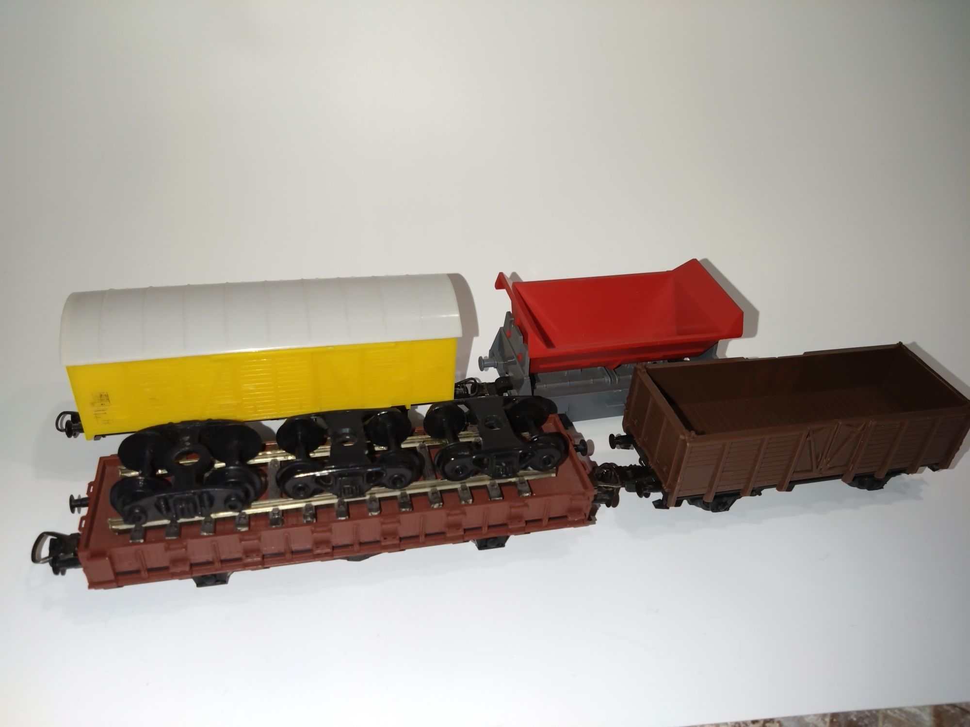 Вантажні вагони PIKO (H0, 1/87)
