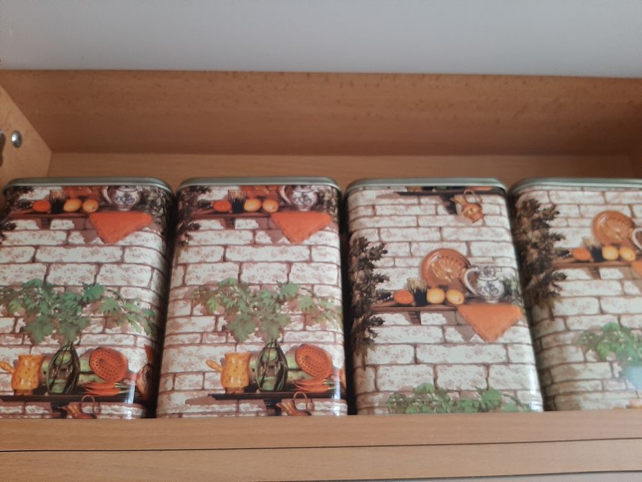 Хозяйственные мелочи