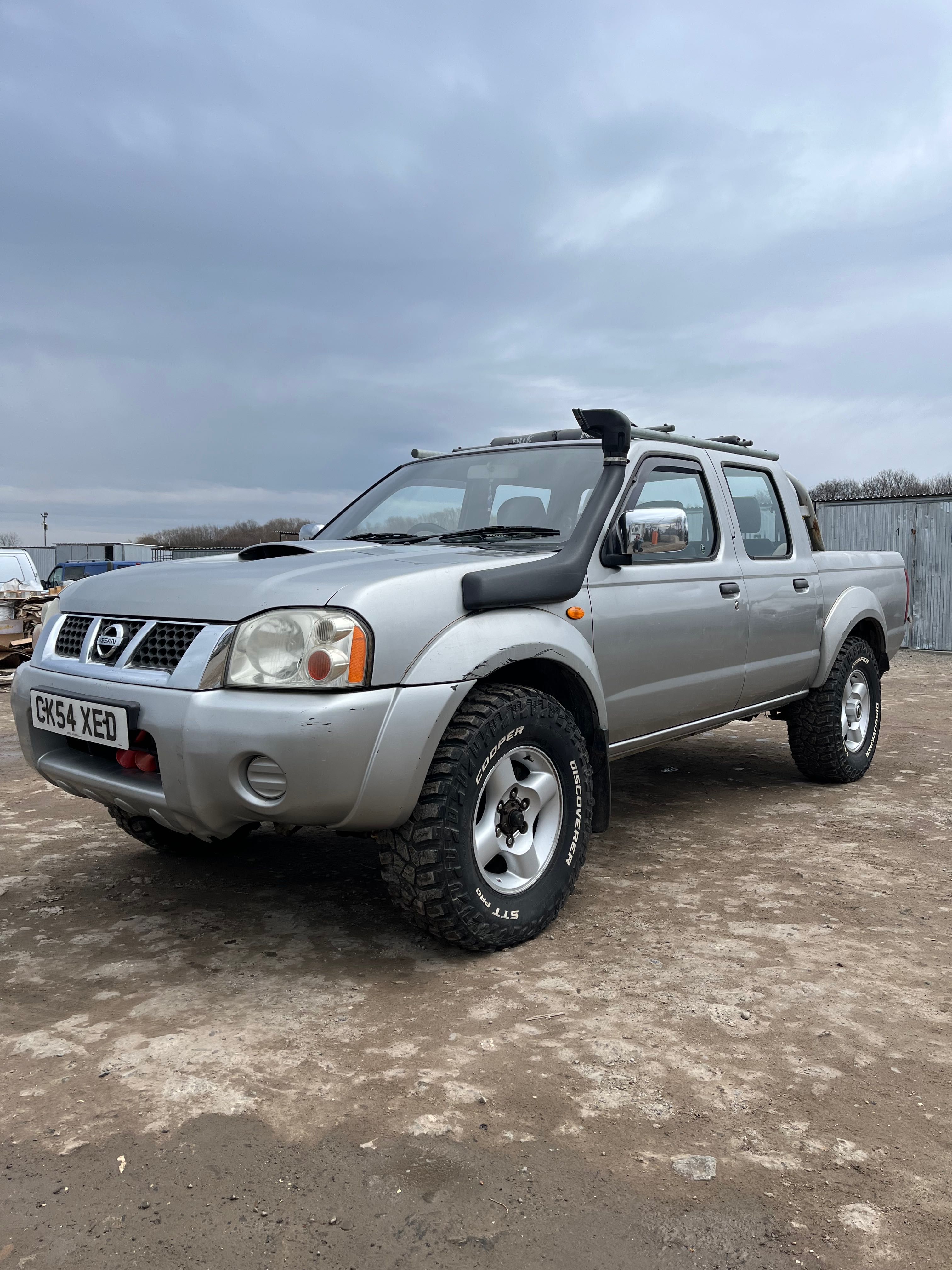 Nissan Navara 2.5td