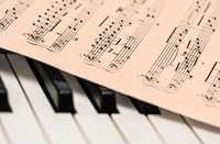 Nauka gry na pianinie Z DOJAZDEM do ucznia