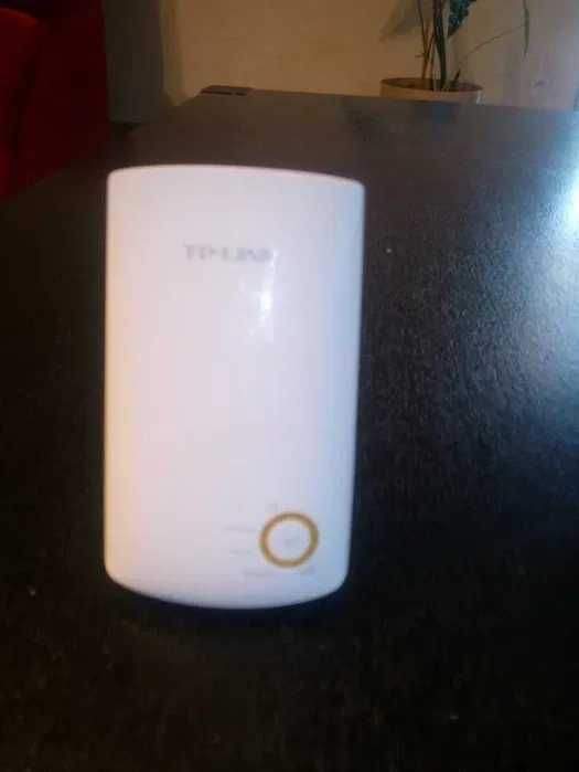 Wzmacniacz sygnału Wi-Fi TP-Link  TL-WA750RE