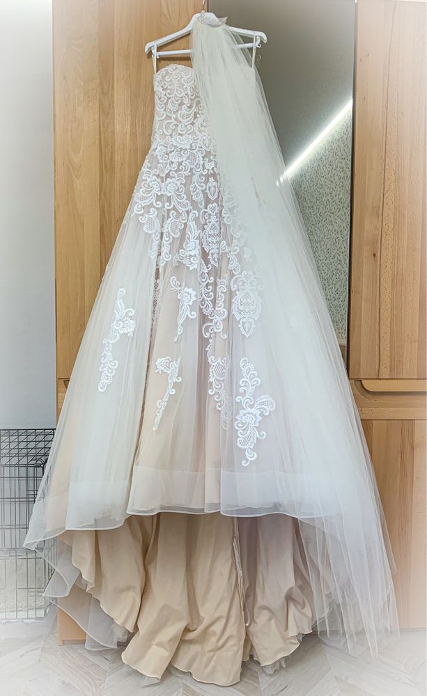 Весільна сукня з салону Inessa