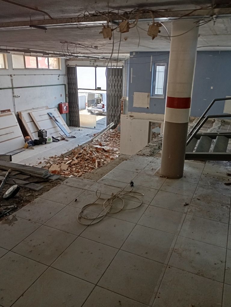 demolições,e construções