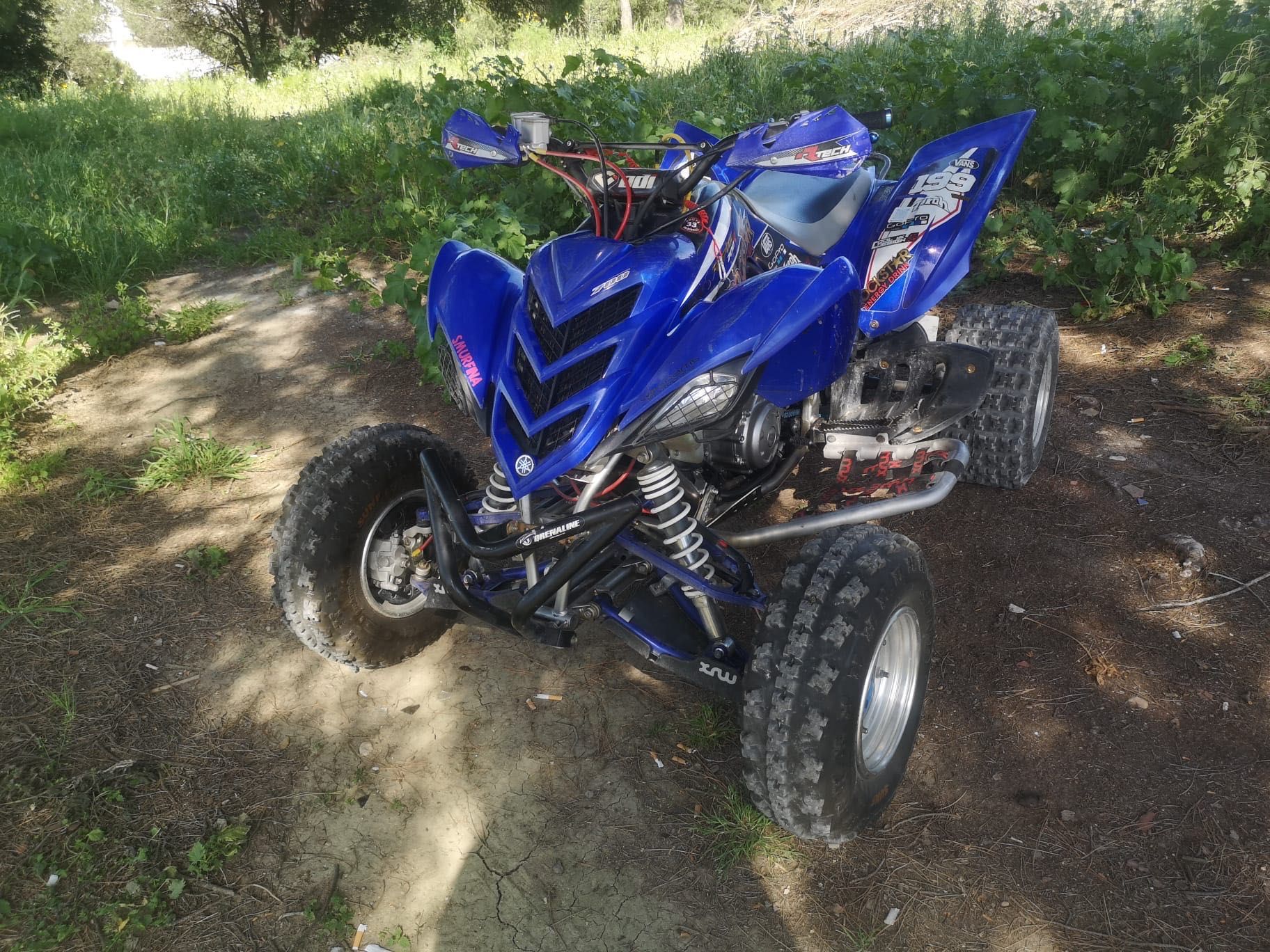 Vendo Raptor 700r 2006 negociável