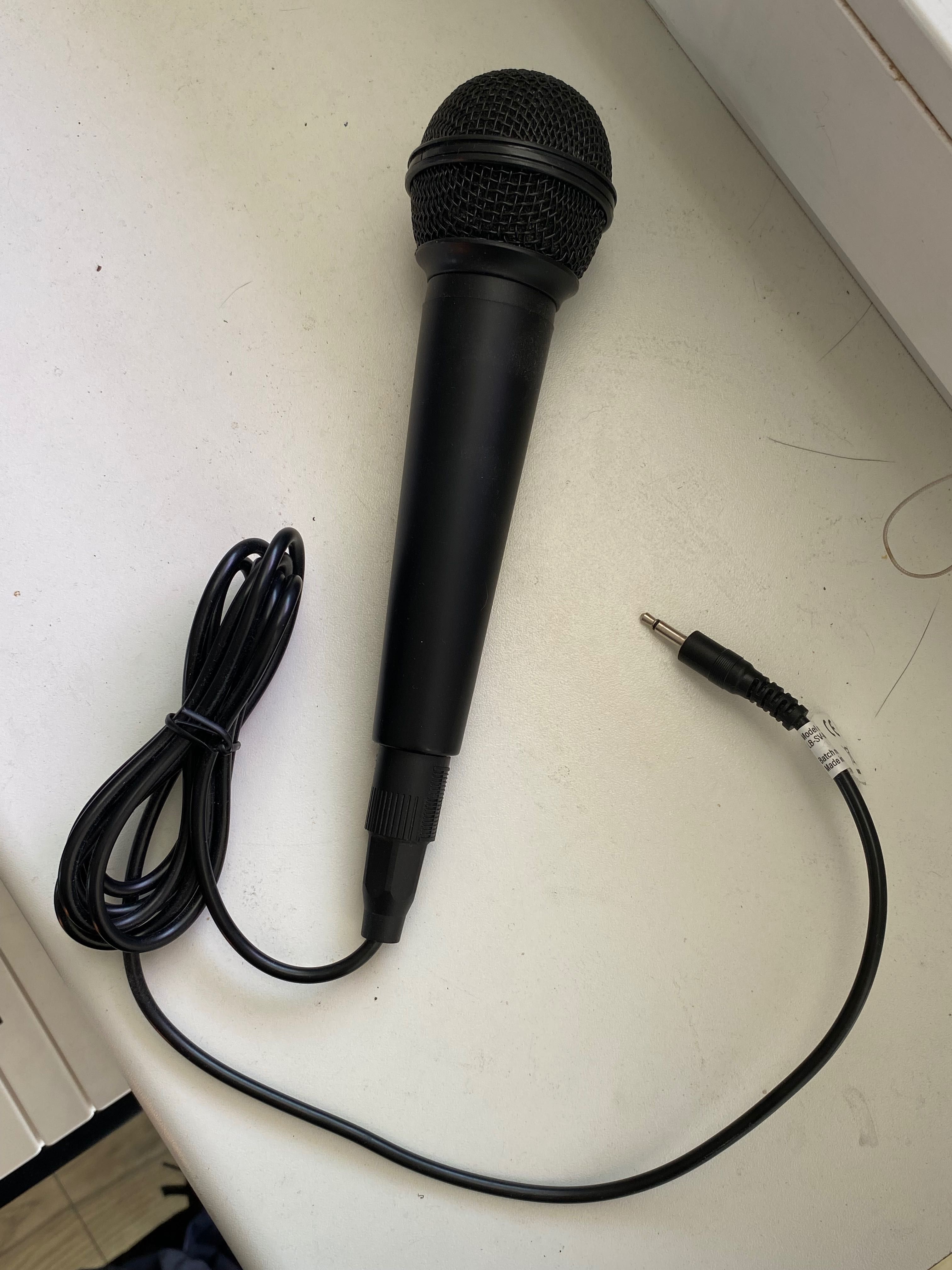 mikrofon przewodowy