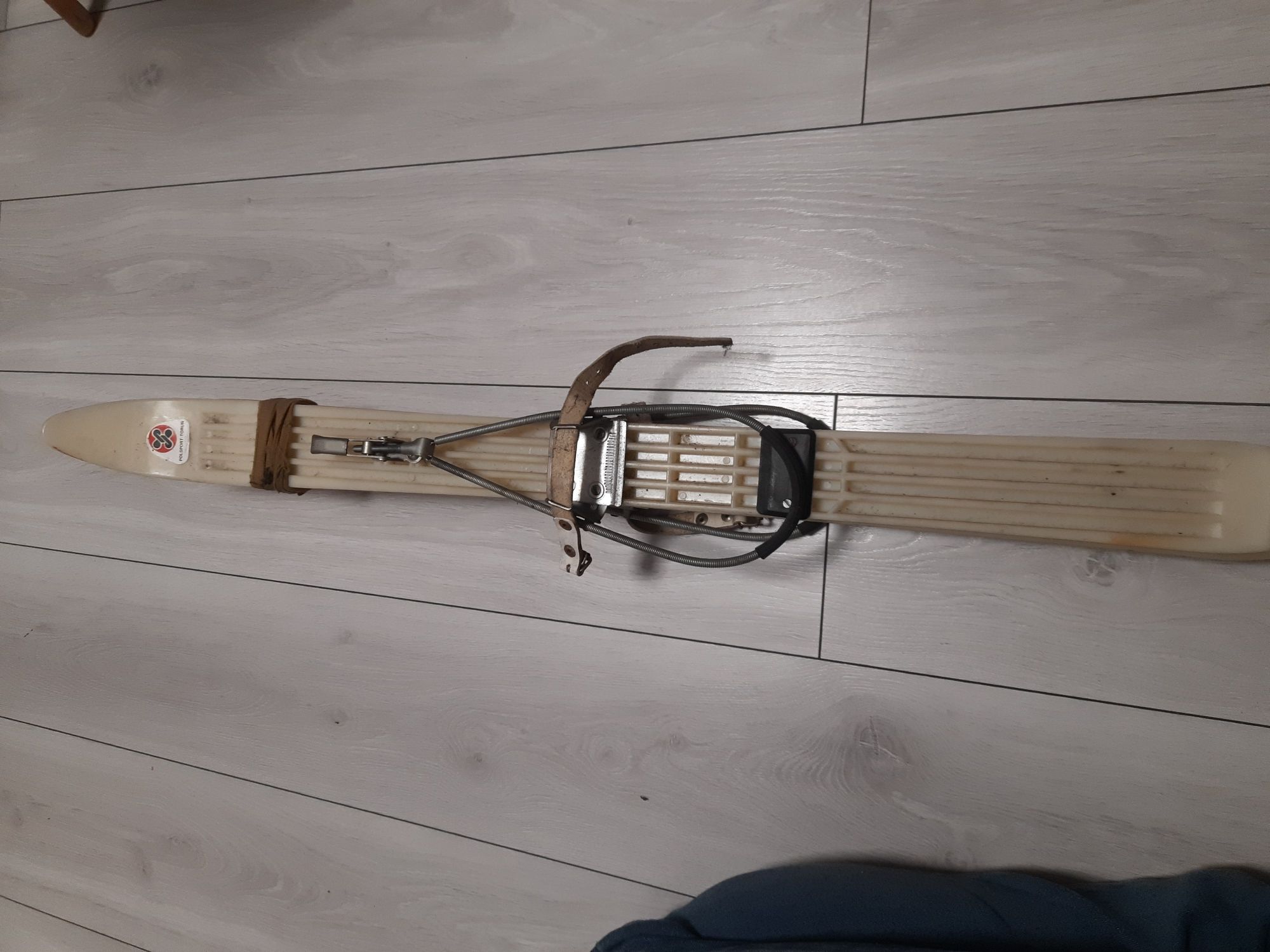 Narty  z prl polsport Toruń 1987rok nowe 90cm