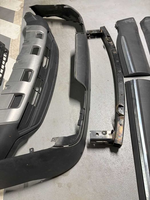 FORD EXPLORER XLT 20R zderzak przód tył, grill, listwy boczne  KRAKÓW