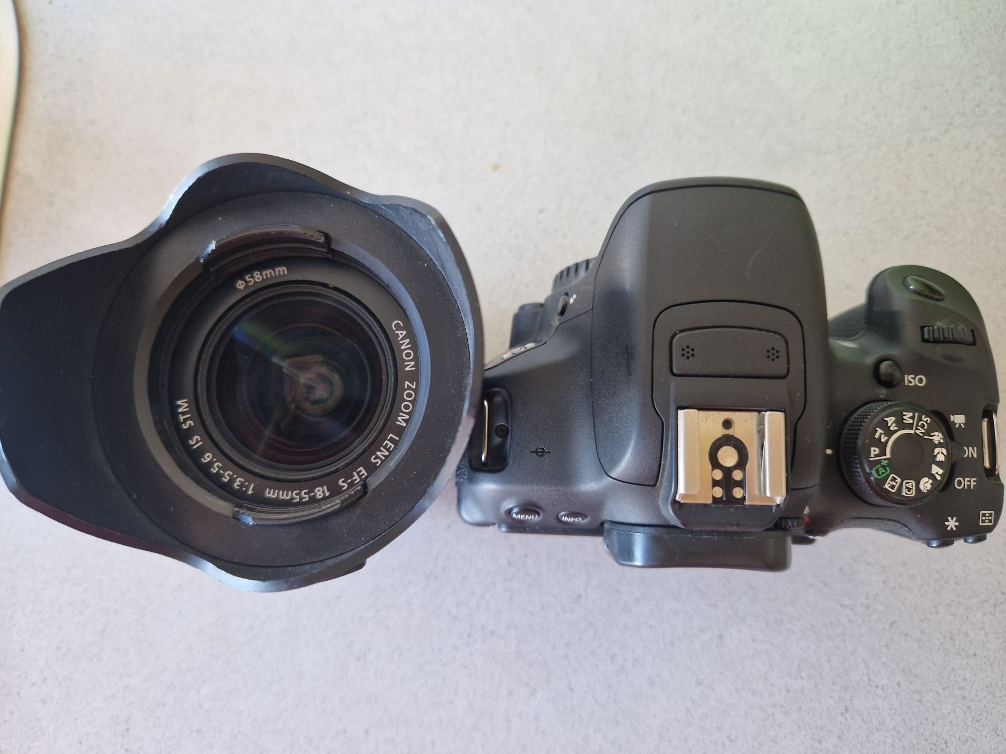 Canon 700D  Grip  4 Baterias