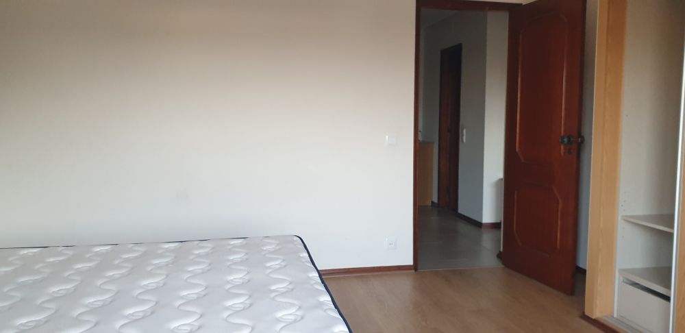 Apartamento T3 - Celas