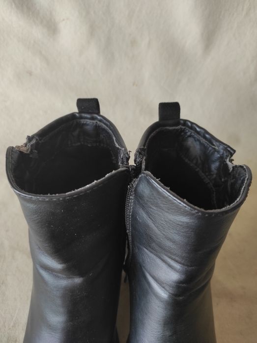 Czarne botki damskie na słupku Bello Star nr 38