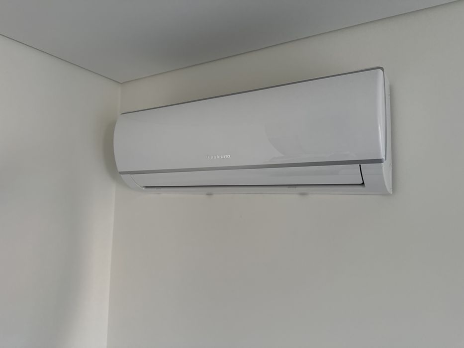AC Vulcano (Mutisplit danificado + 3 unidades interiores)