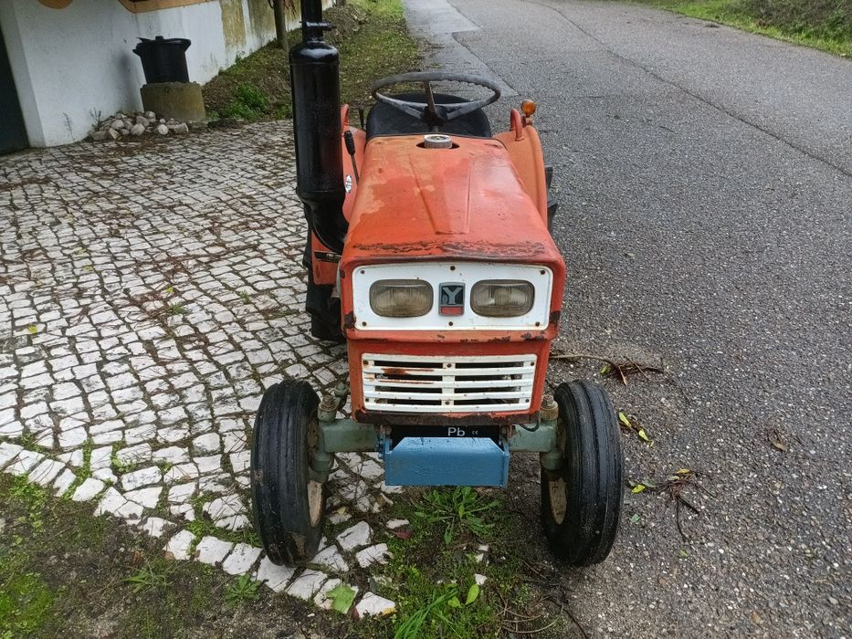 Corta mato novo de metro com mini Yanmar 1300 simples velho