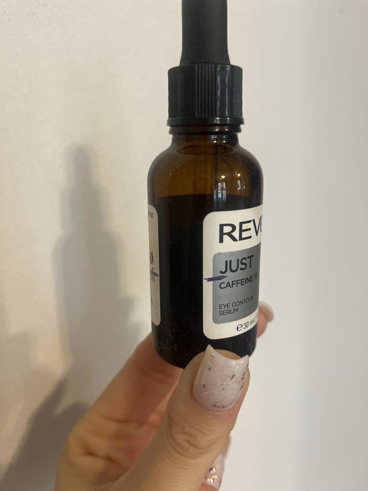 Revox serum pod oczy