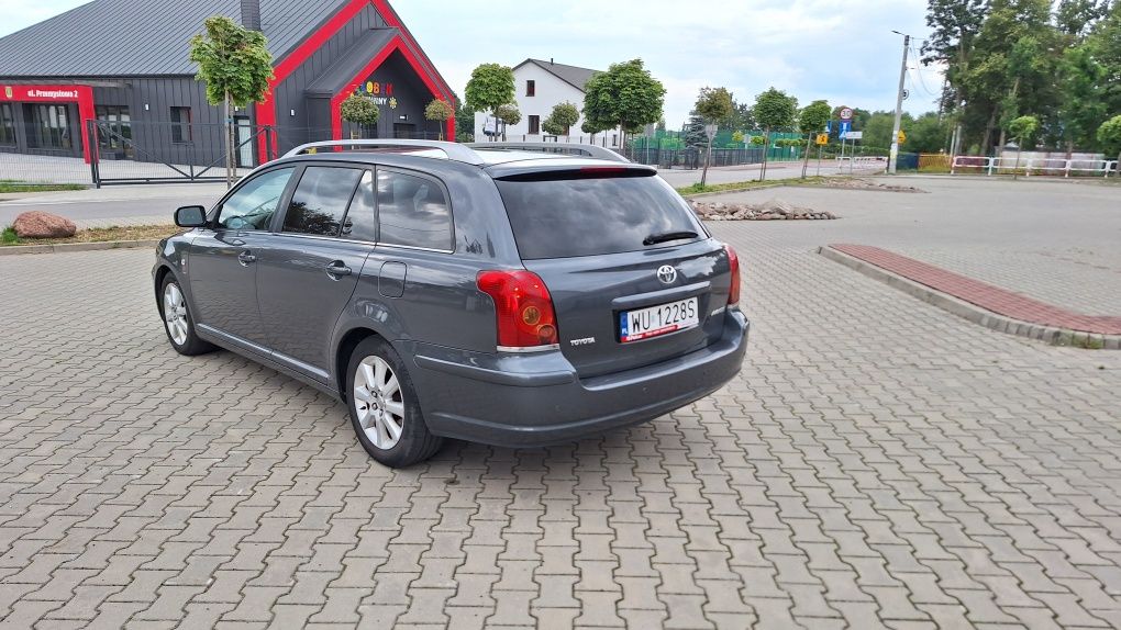 Toyota Avensis 1.8 Kombi