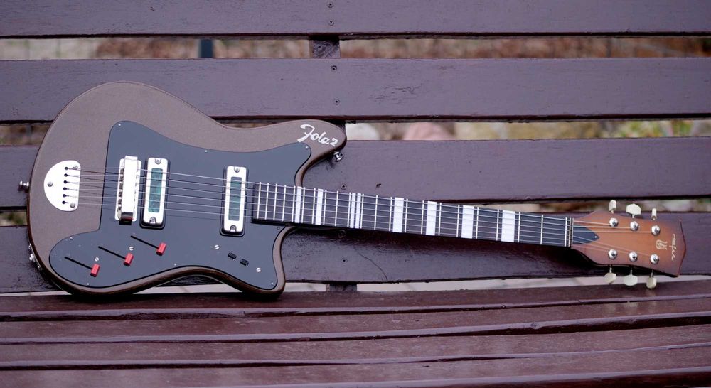 Gitara elektryczna  Defil JOLA  z 1977 roku Piękna