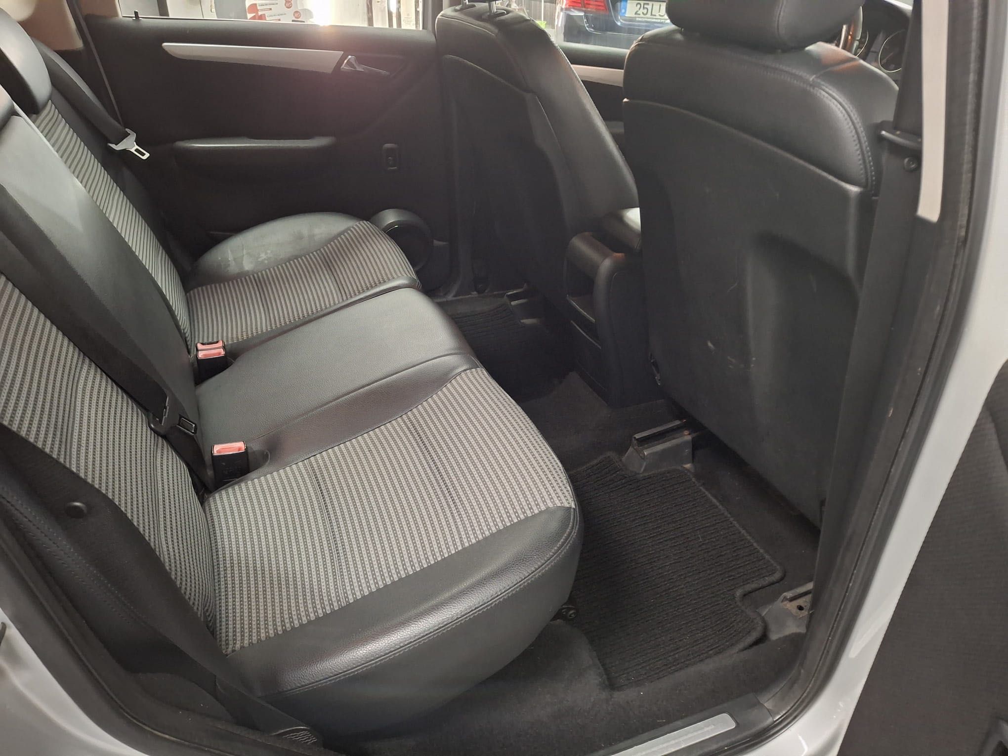 Mercedes A 200 cdi Avantgarde nacional 2009