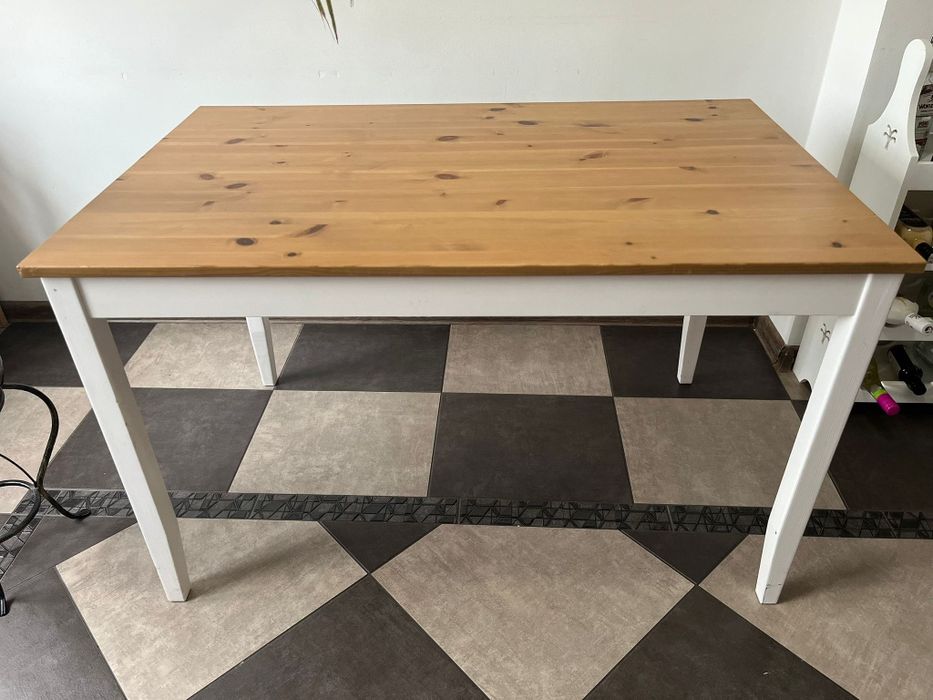 Stół do kuchni lub salonu, drewno, biały