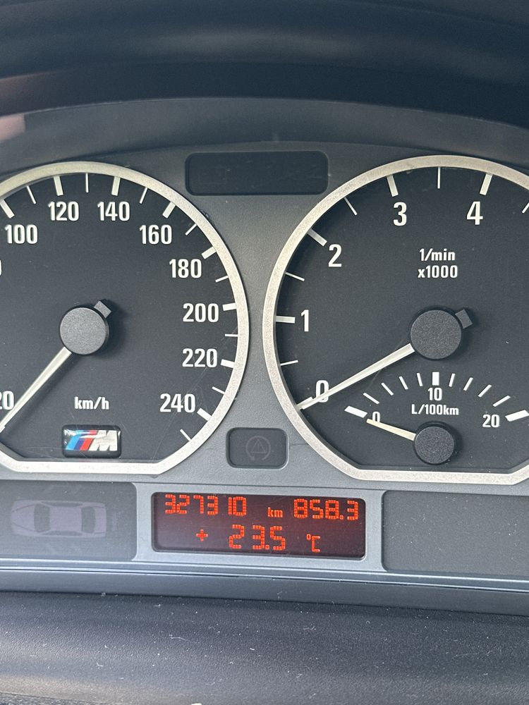 Sprzedam BMW e46 2.0 benzyna 2000rok