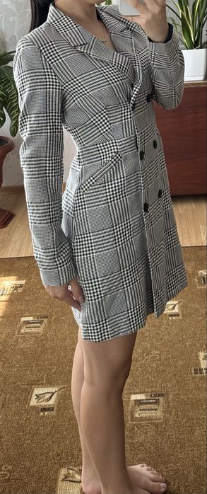 Сукня піджак в гарному стані