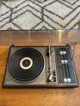 Gramofon Philips 410