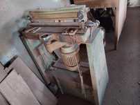 Maquina de fazer  malhetes. Marca Frama