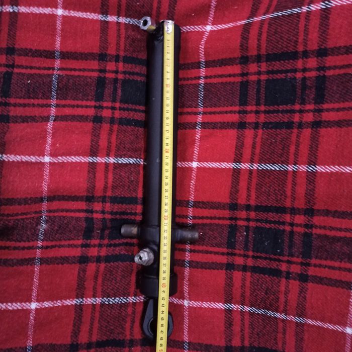 Гідравлічний циліндр