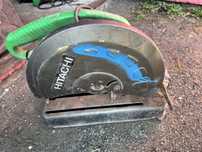 Hitachi pile do metalu spezedam