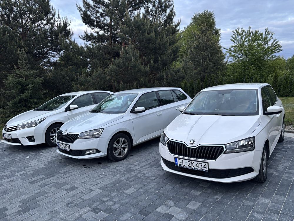 Wynajem samochodu Toyota Corolla Skoda Fabia