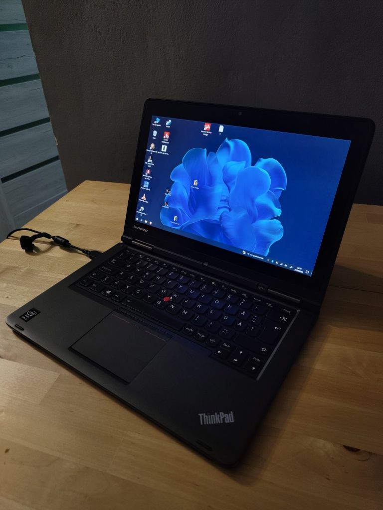 Lenovo Thinkpad Yoga S1 - 12,5" dotykowy