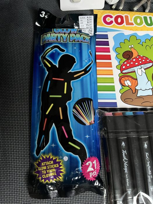 Zabawki dla dziecka 3-5 lat, kolorowanki, markery itp, wszystko nowe