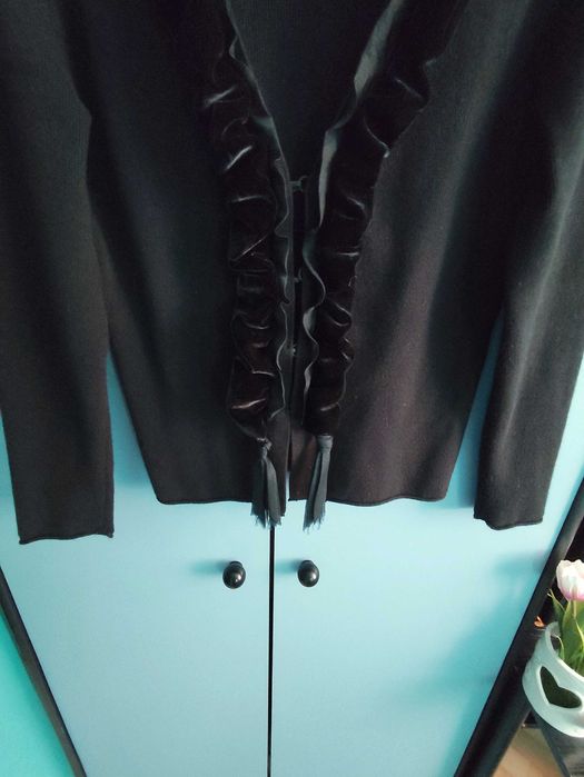 Gerry Weber elegancki sweter kardigan z falbankami premium