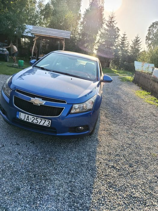 Chevrolet Cruz..