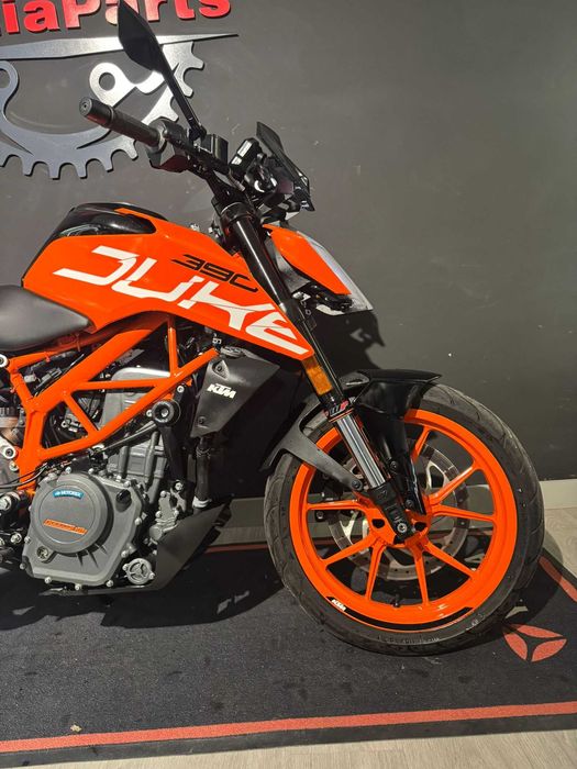 KTM 390 DUKE DE 2020 COM 24696 KMS