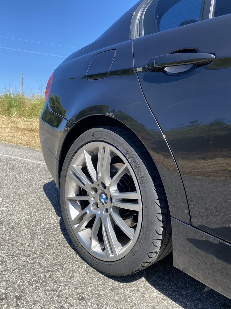 Bmw 320d.