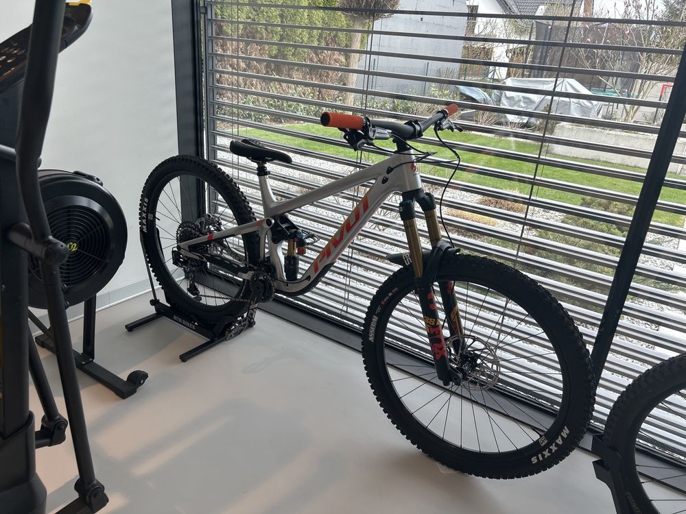 Rower Enduro PIVOT Firebird 2025 roz. L. Slash, Megatower, Specialized