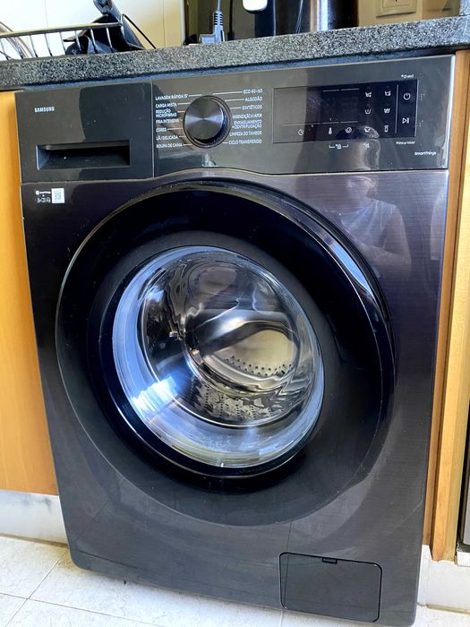 Máquina de lavar a roupa Samsung