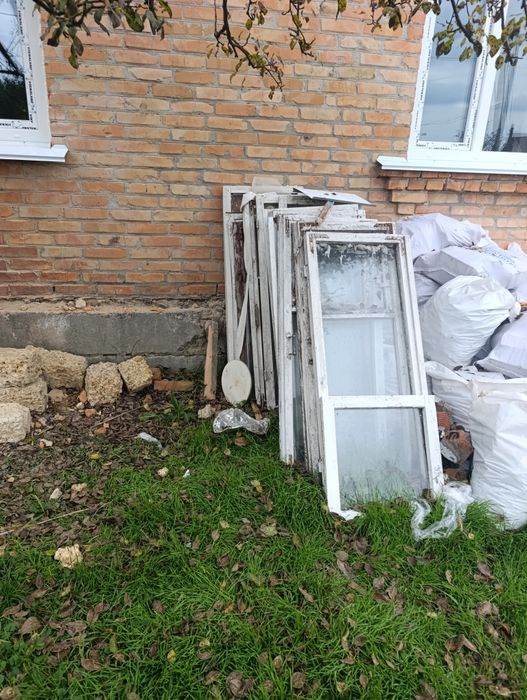 Віддам безкоштовно вікна деревяні, самовивіз