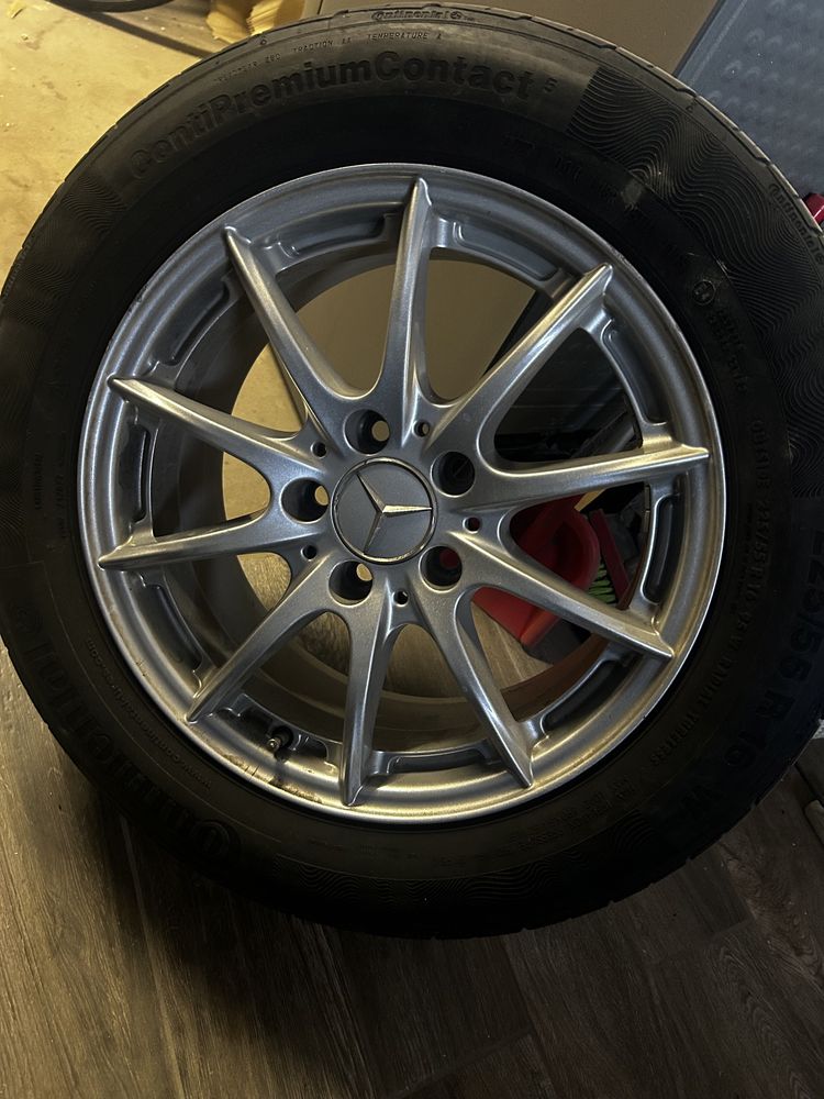 4 Alufelgi 16” Mercedes z oponami